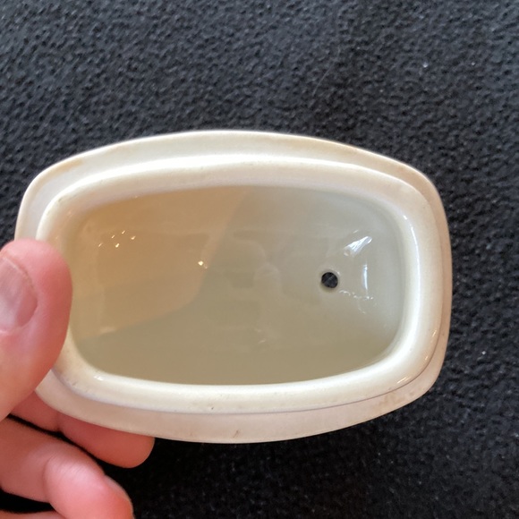 Vintage Hall 6 Cup Ivory Gold Teapot - Picture 9 of 16